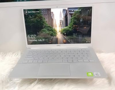 Dell INSPIRON 7391